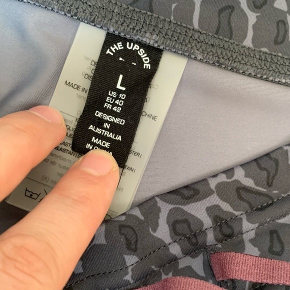 The Upside leggings size snow leopard Yoga Pant Size Large - Picture 9 of 10